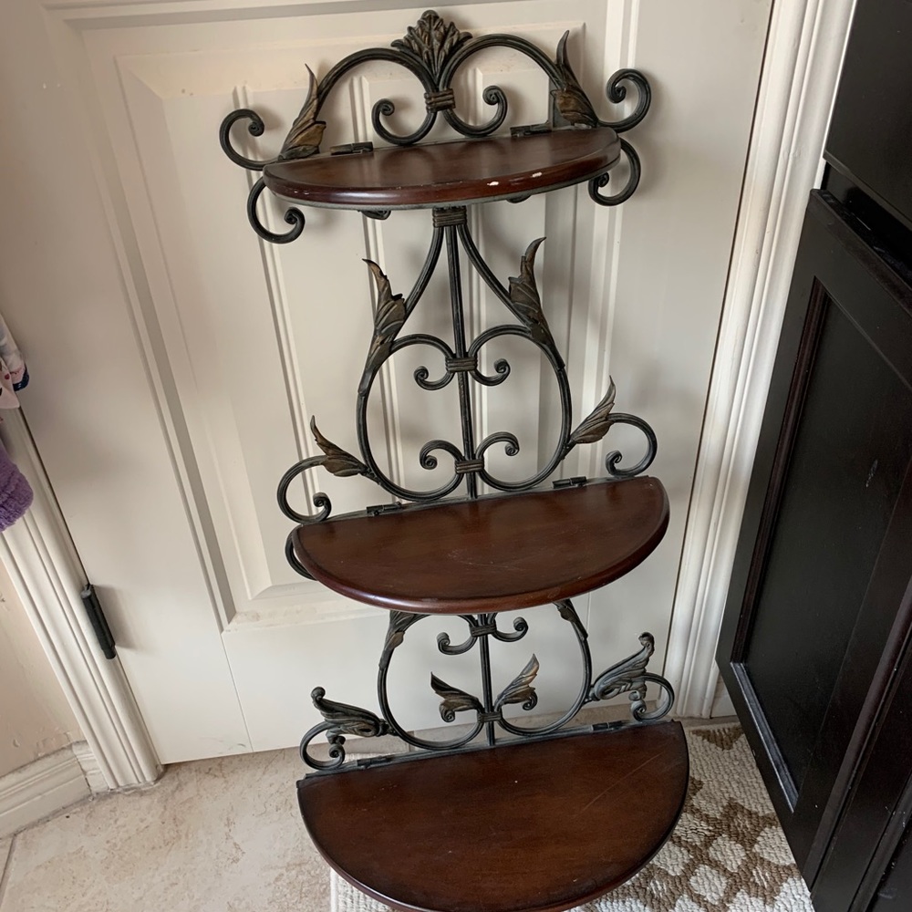 Decorative display shelves